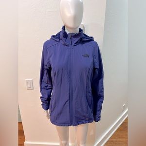 Woman’s Soft-shell North Face Jacket